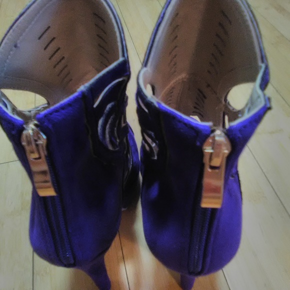 Purple Stiletto Cutout Sandals - Picture 2 of 3